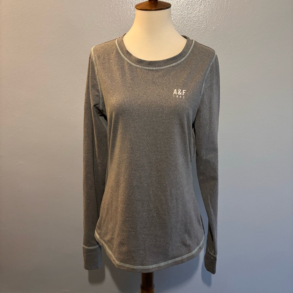A&F Active Long Sleeve Gray T-Shirt